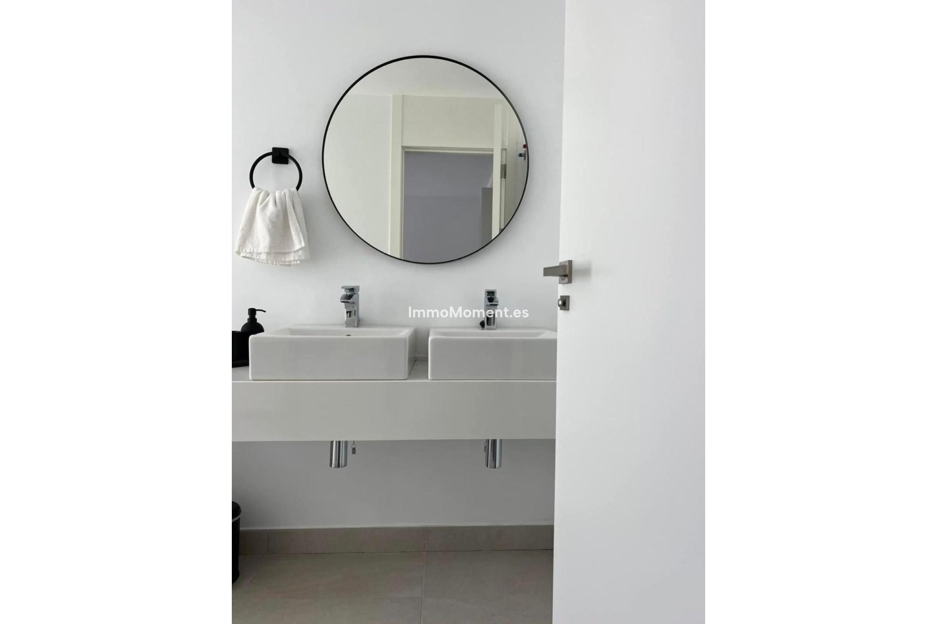 Revente - Appartement - Estepona  - Estepona Centro