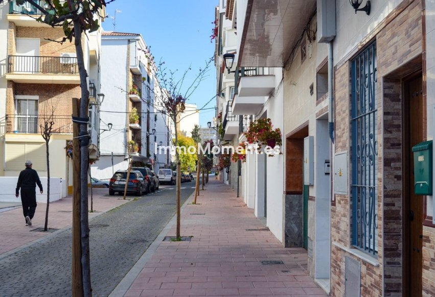 Revente - Appartement - Estepona  - Estepona Centro