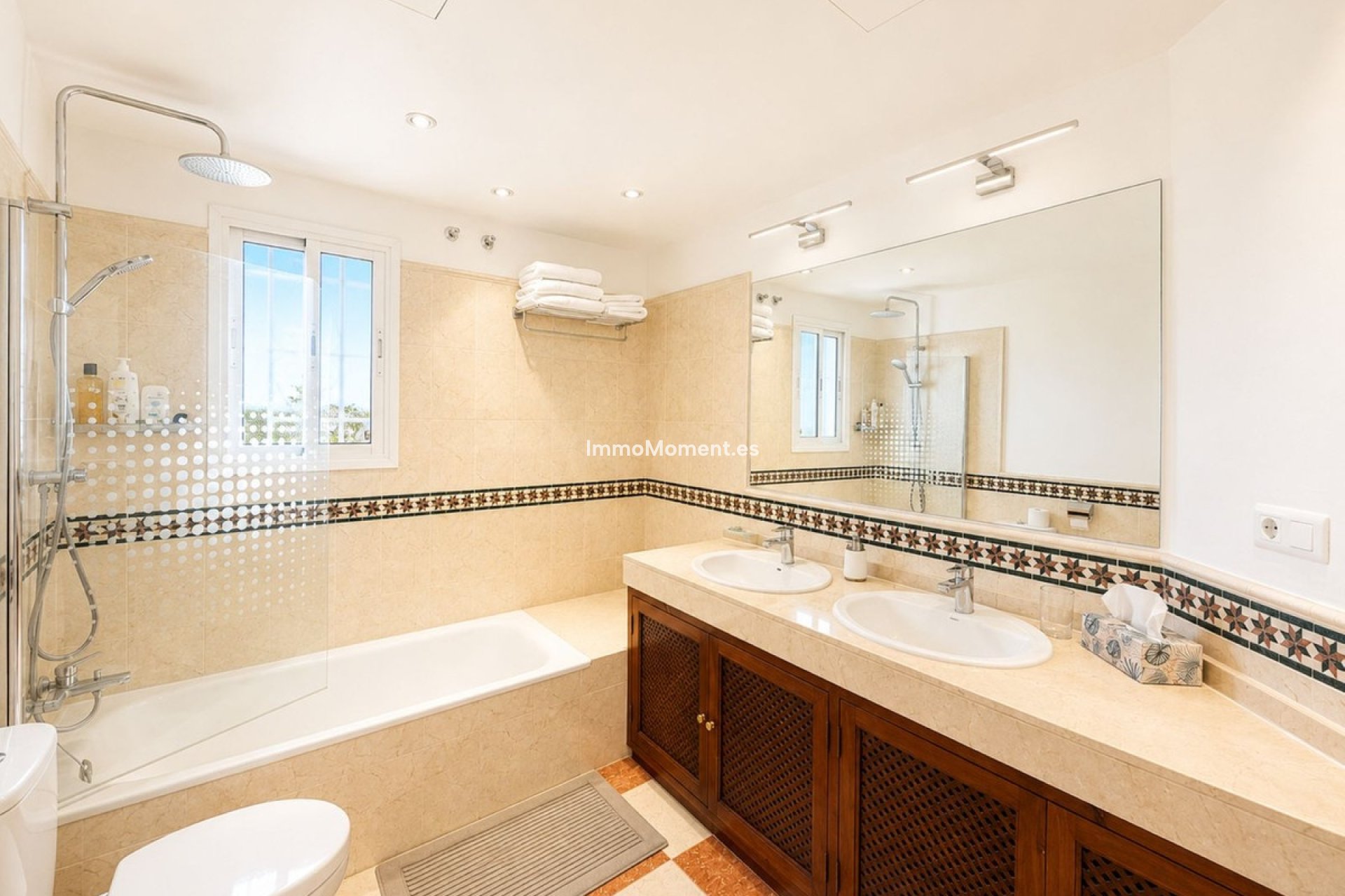 Revente - Appartement - Estepona  - Estepona Centro