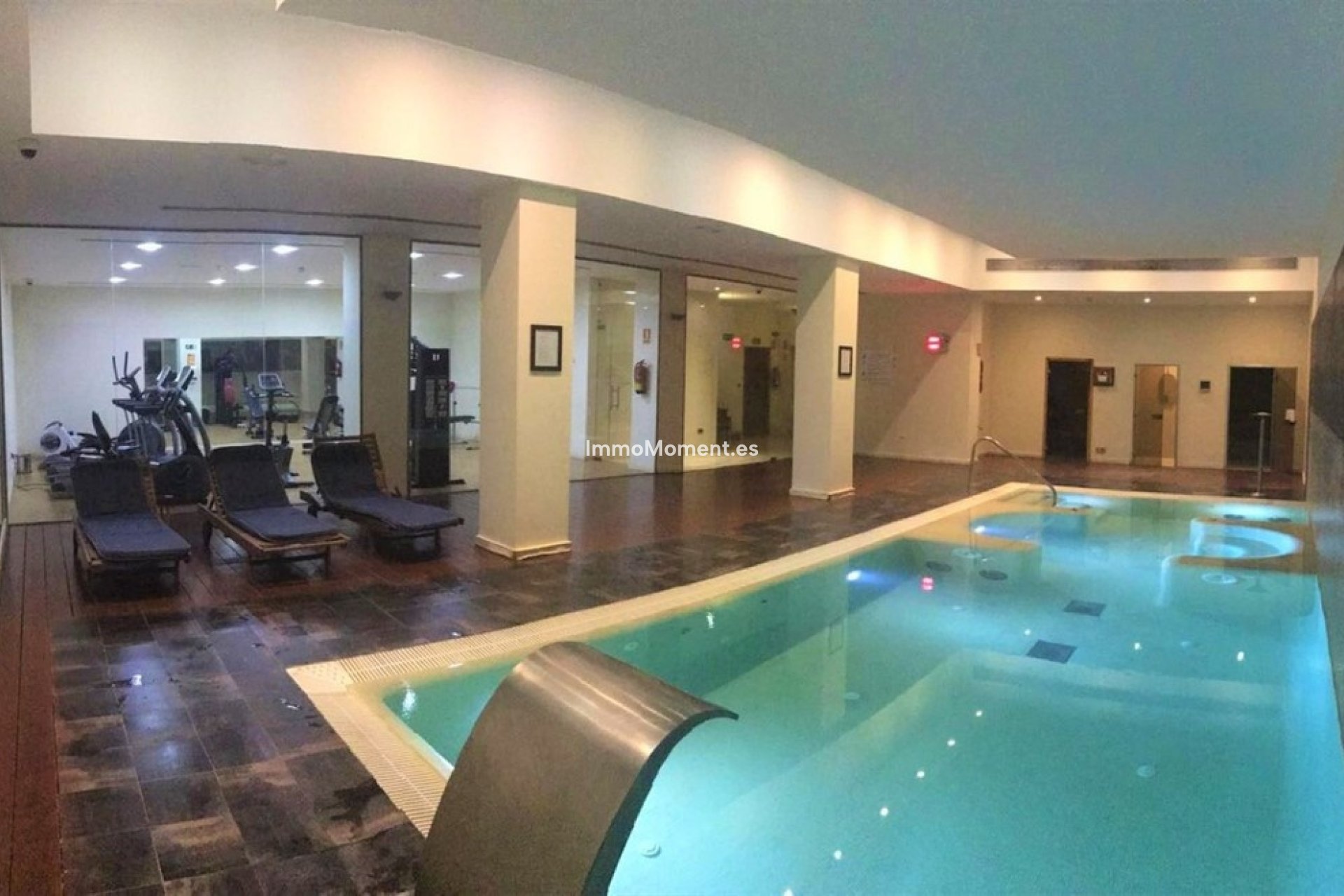Revente - Appartement - Estepona  - Estepona Centro