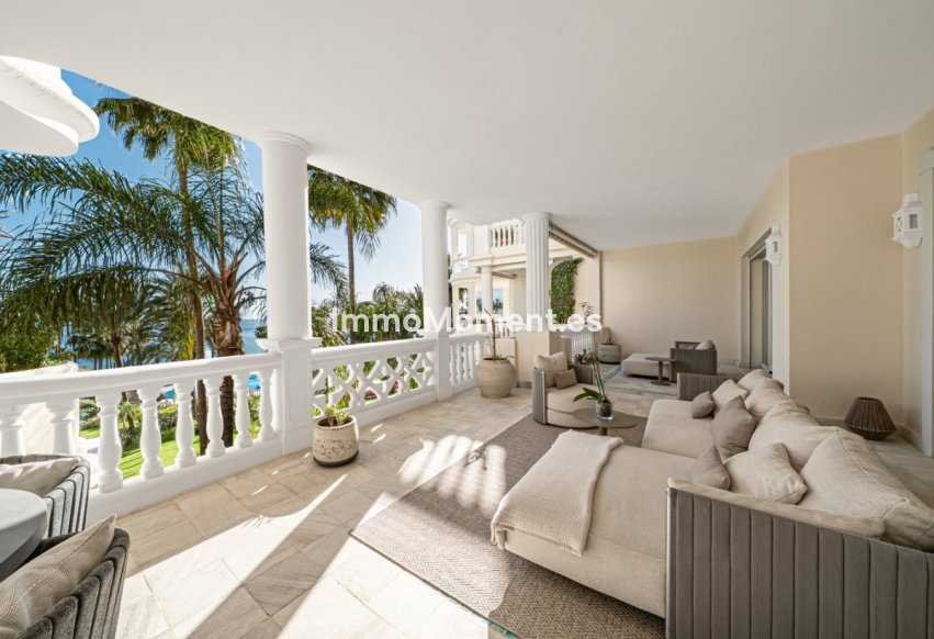Revente - Appartement - Estepona  - Estepona Centro