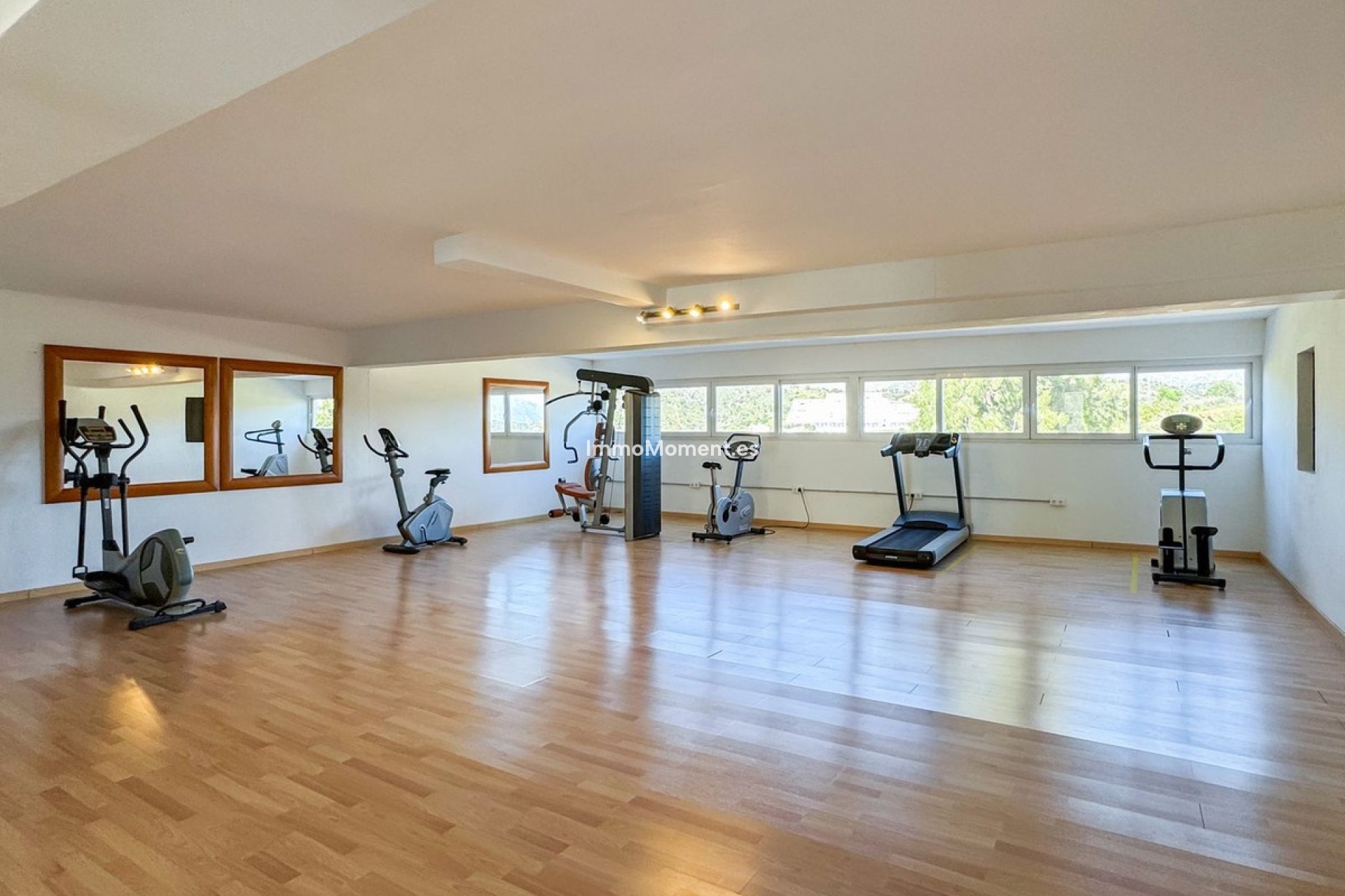 Revente - Appartement - Estepona  - Estepona Centro