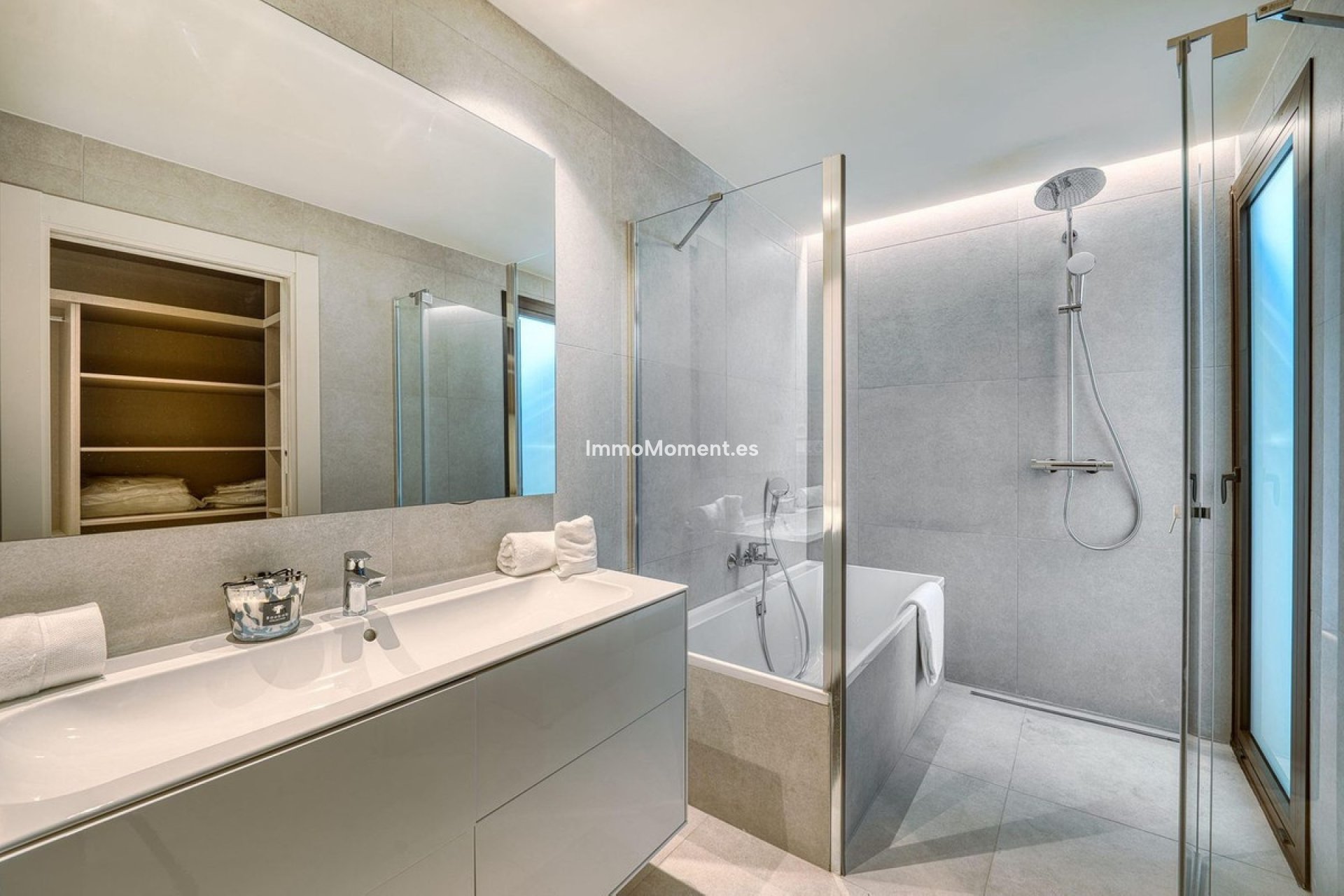 Revente - Appartement - Estepona  - Estepona Centro