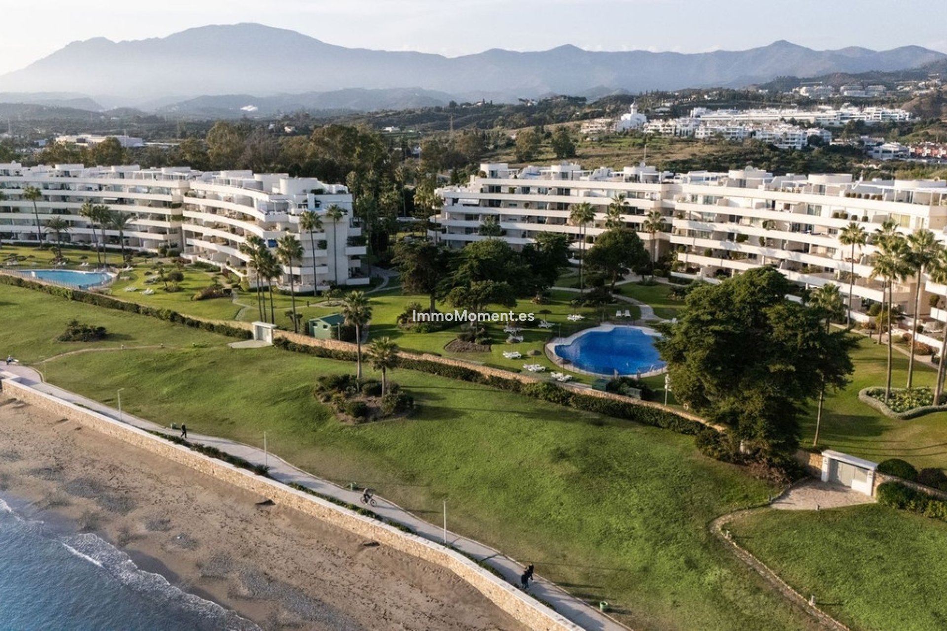 Revente - Appartement - Estepona  - Estepona Centro