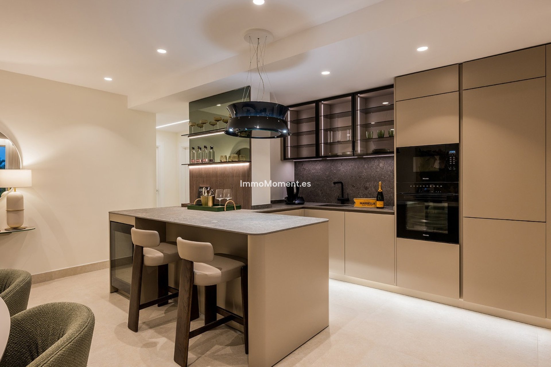 Revente - Appartement - Estepona  - Estepona Centro