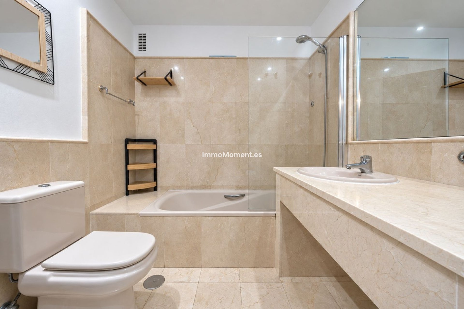 Revente - Appartement - Estepona  - Estepona Centro
