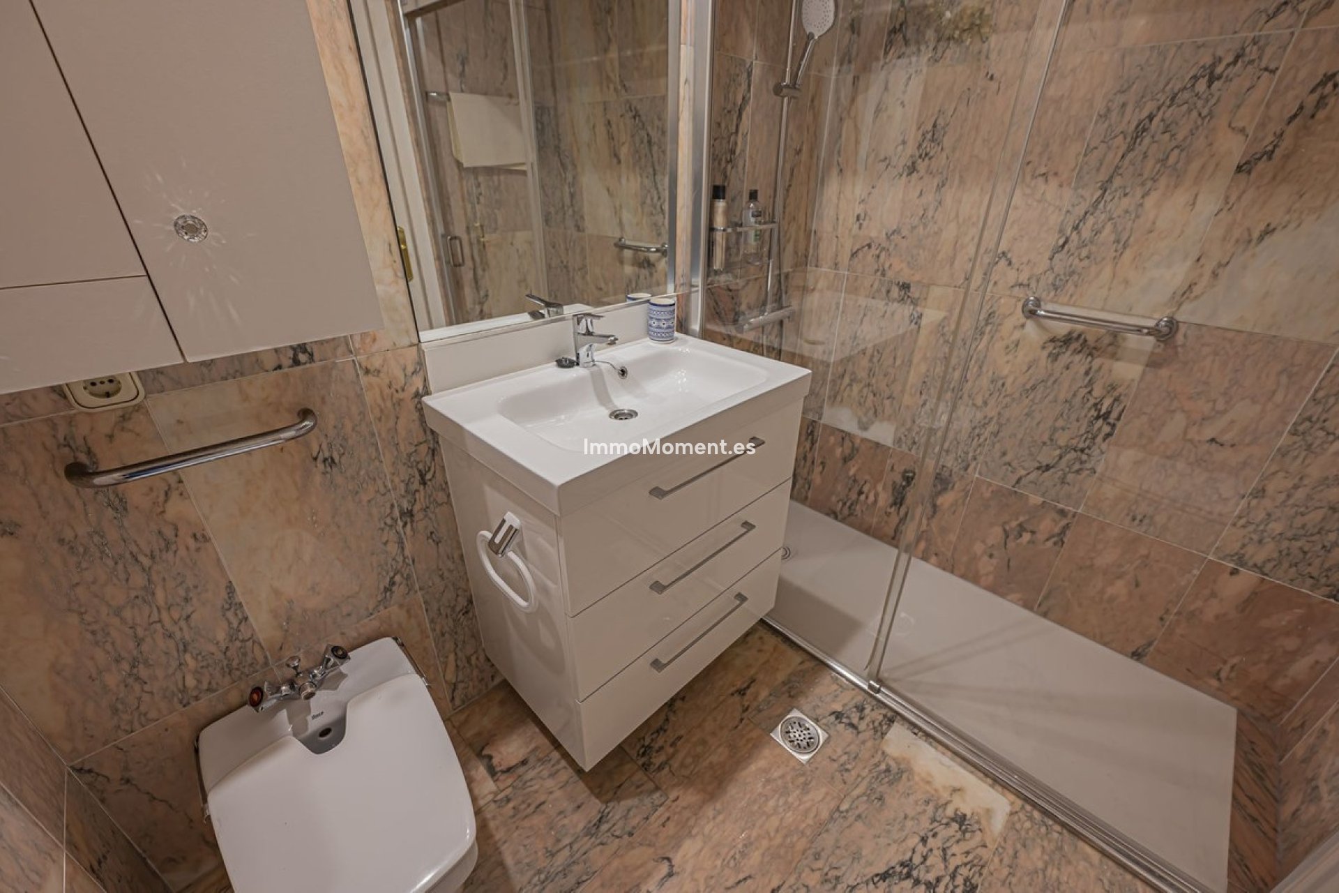 Revente - Appartement - Estepona  - Estepona Centro