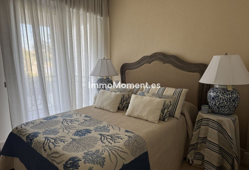 Revente - Appartement - Estepona  - Estepona Centro