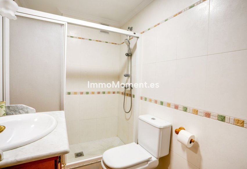 Revente - Appartement - Estepona  - Estepona Centro