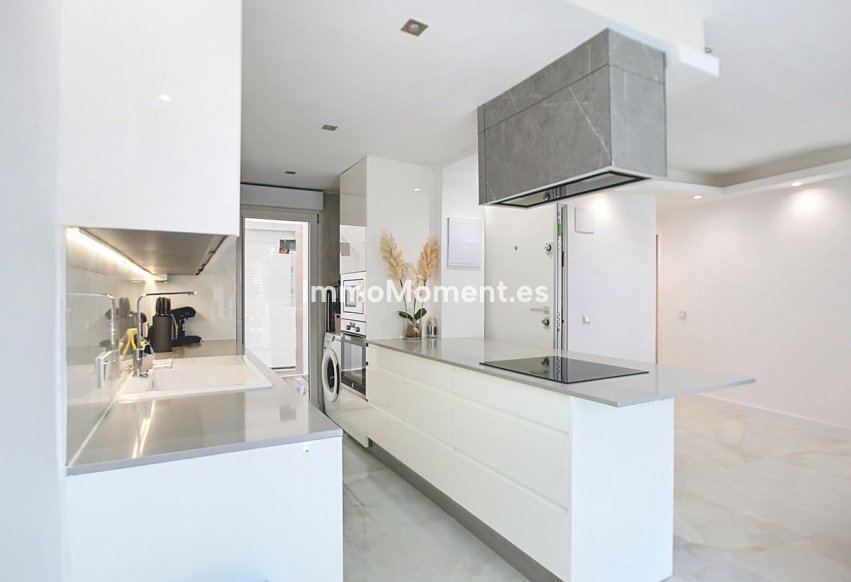 Revente - Appartement - Estepona  - Estepona Centro