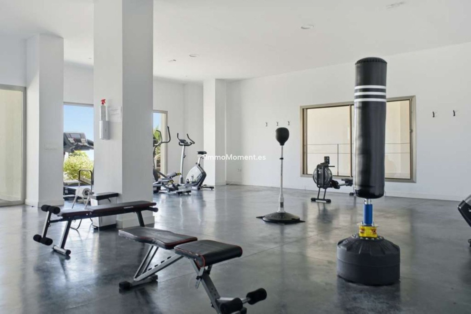 Revente - Appartement - Estepona  - Estepona Centro