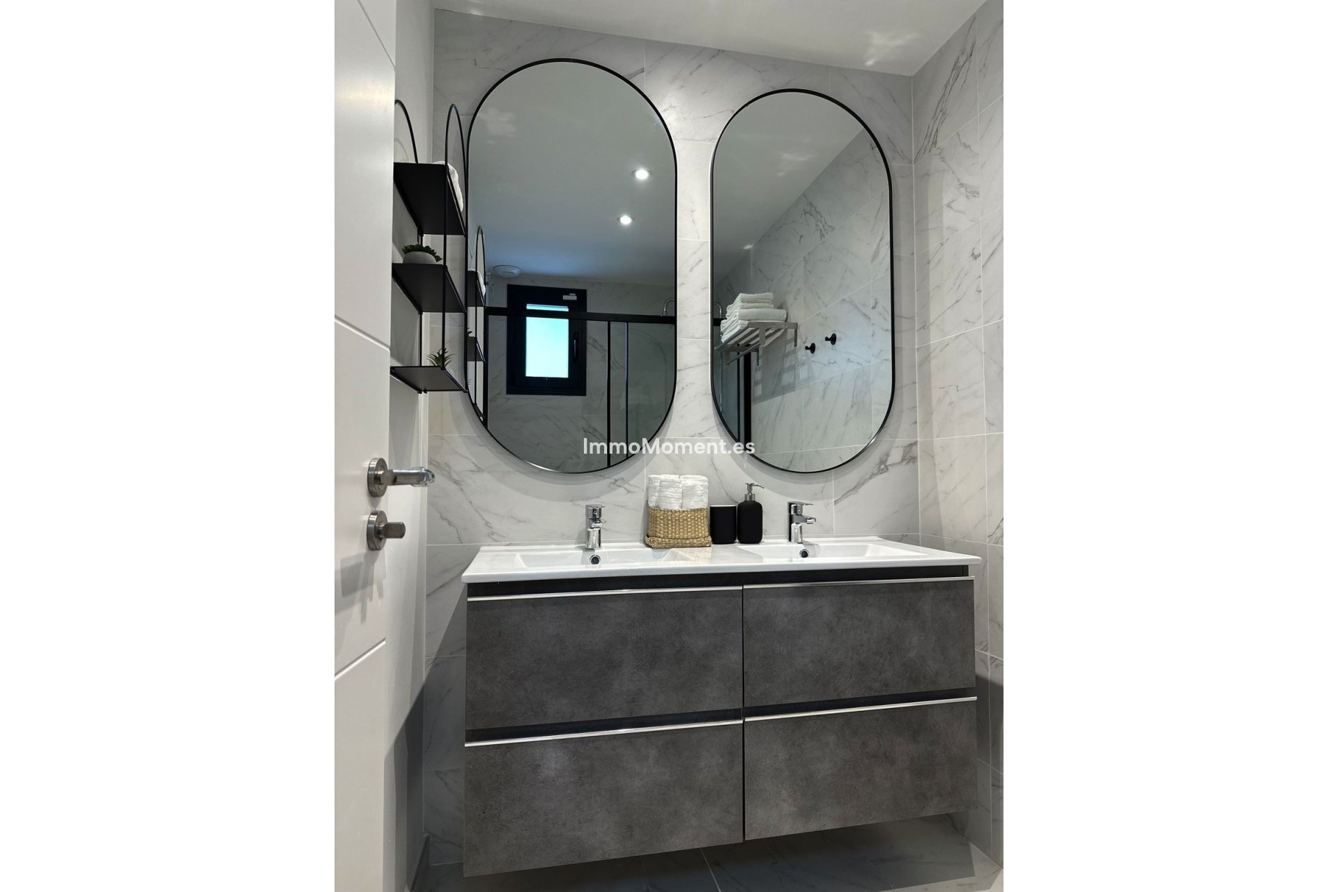 Revente - Appartement - Estepona  - Estepona Centro