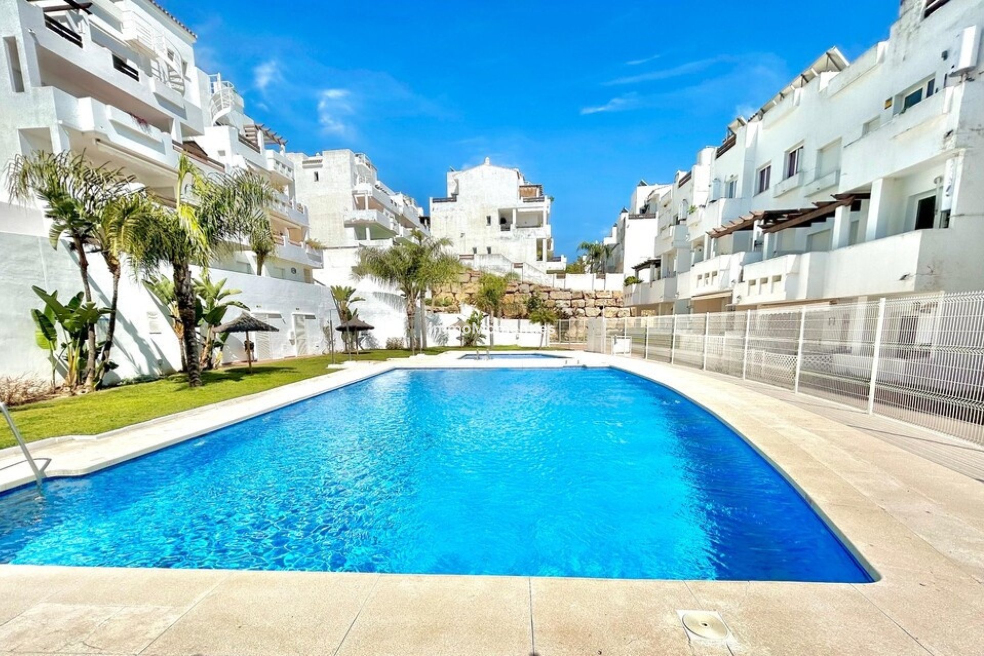 Revente - Appartement - Estepona  - Estepona Centro