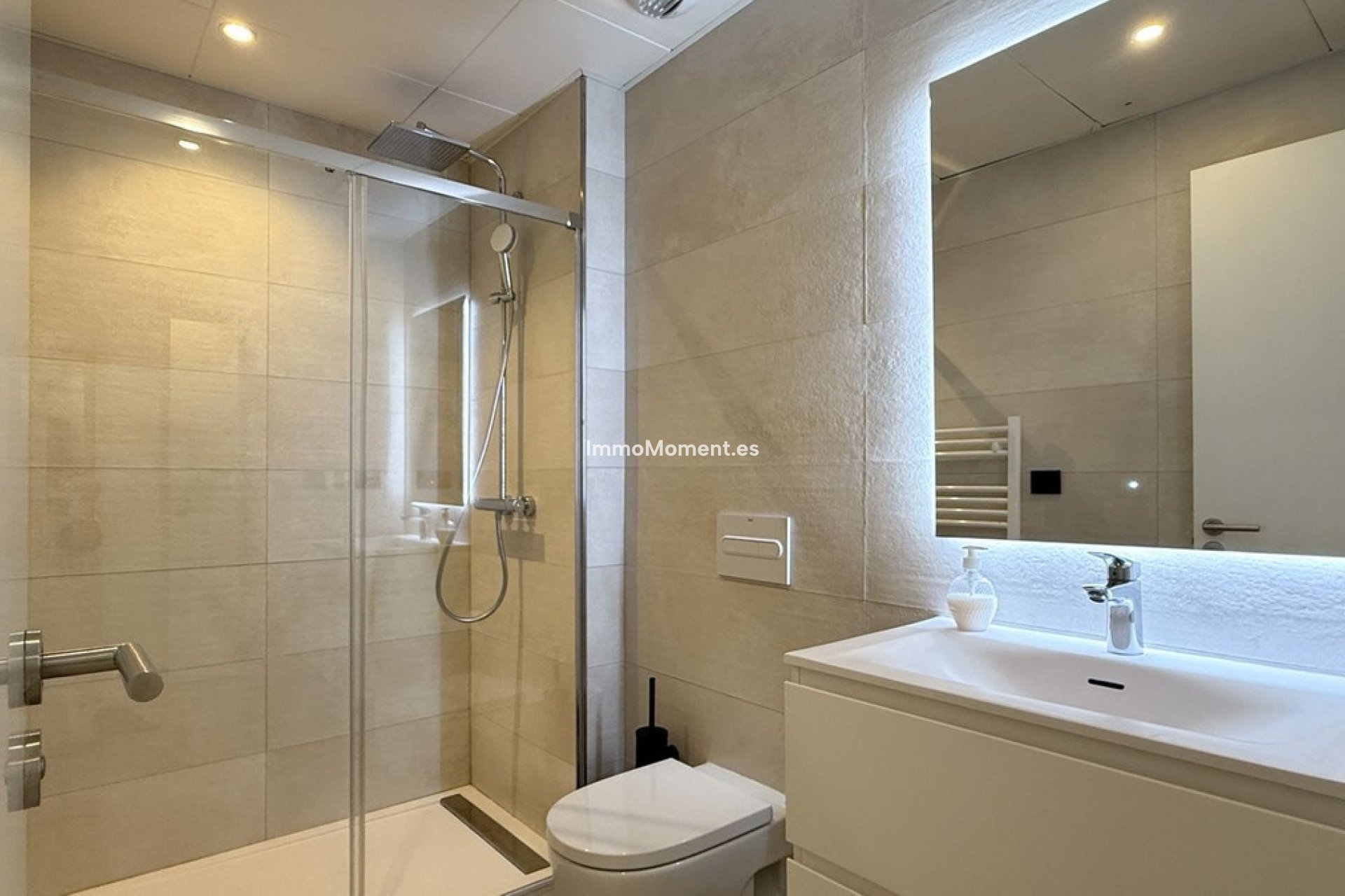 Revente - Appartement - Estepona  - Estepona Centro