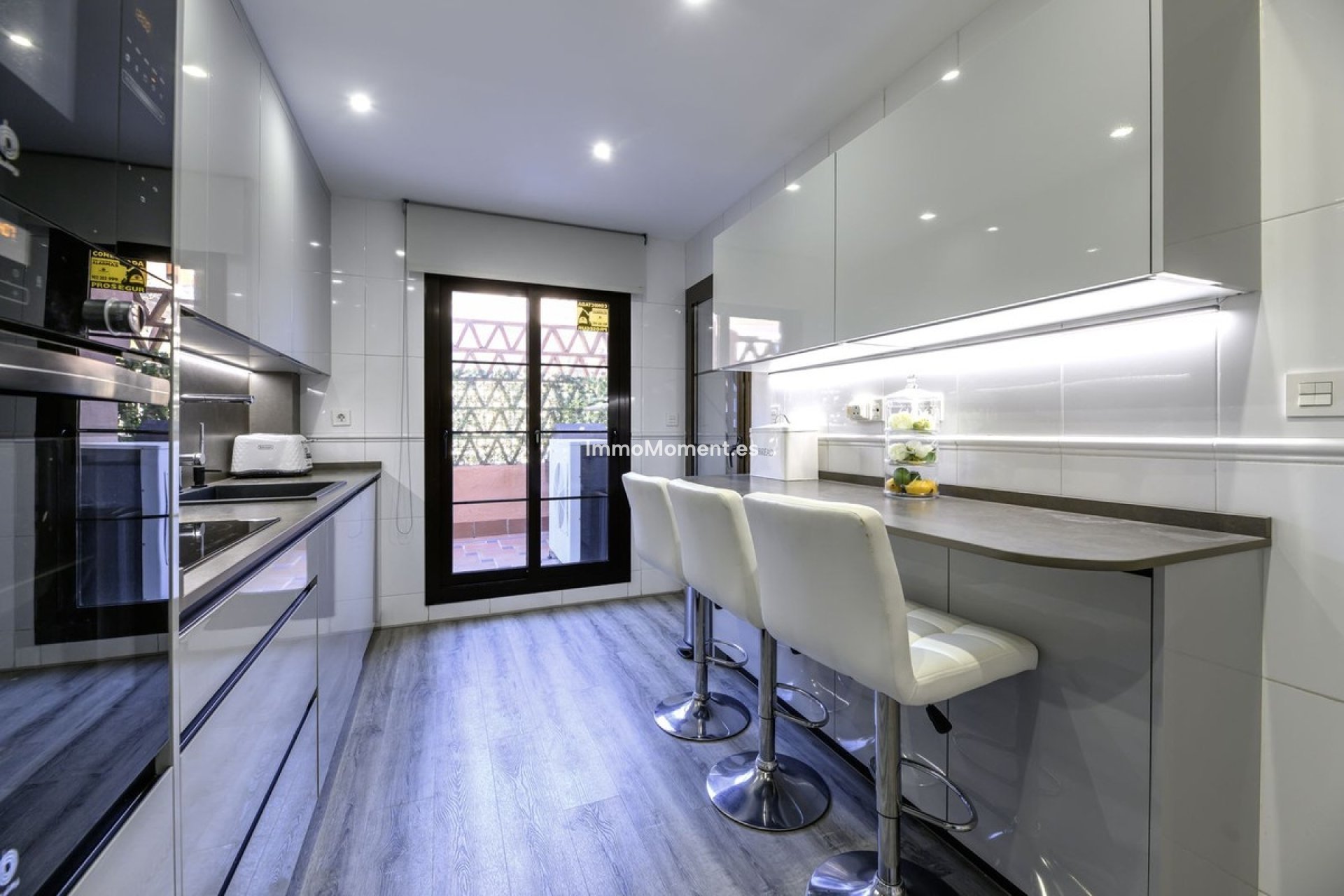 Revente - Appartement - Estepona  - Estepona Centro