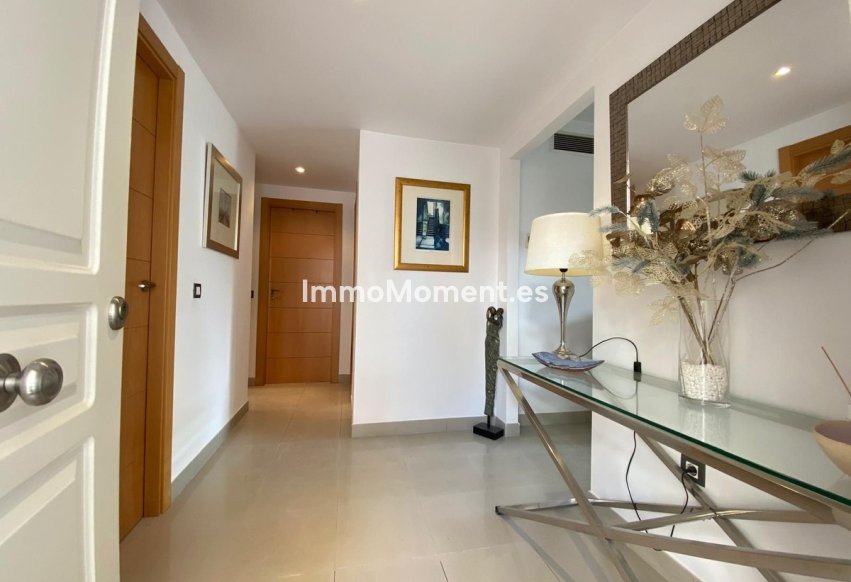 Revente - Appartement - Estepona  - Estepona Centro