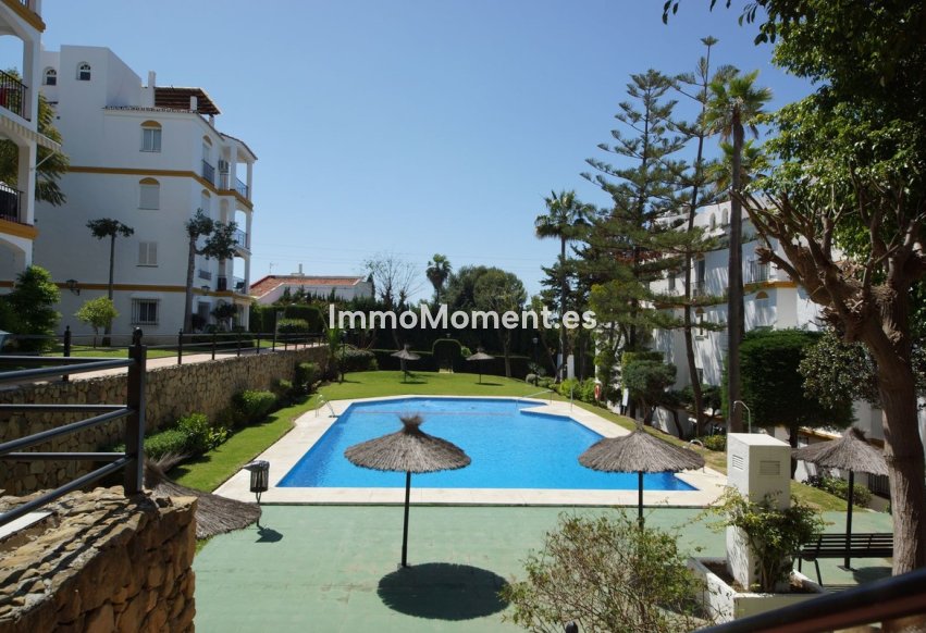 Revente - Appartement - Estepona  - Estepona Centro