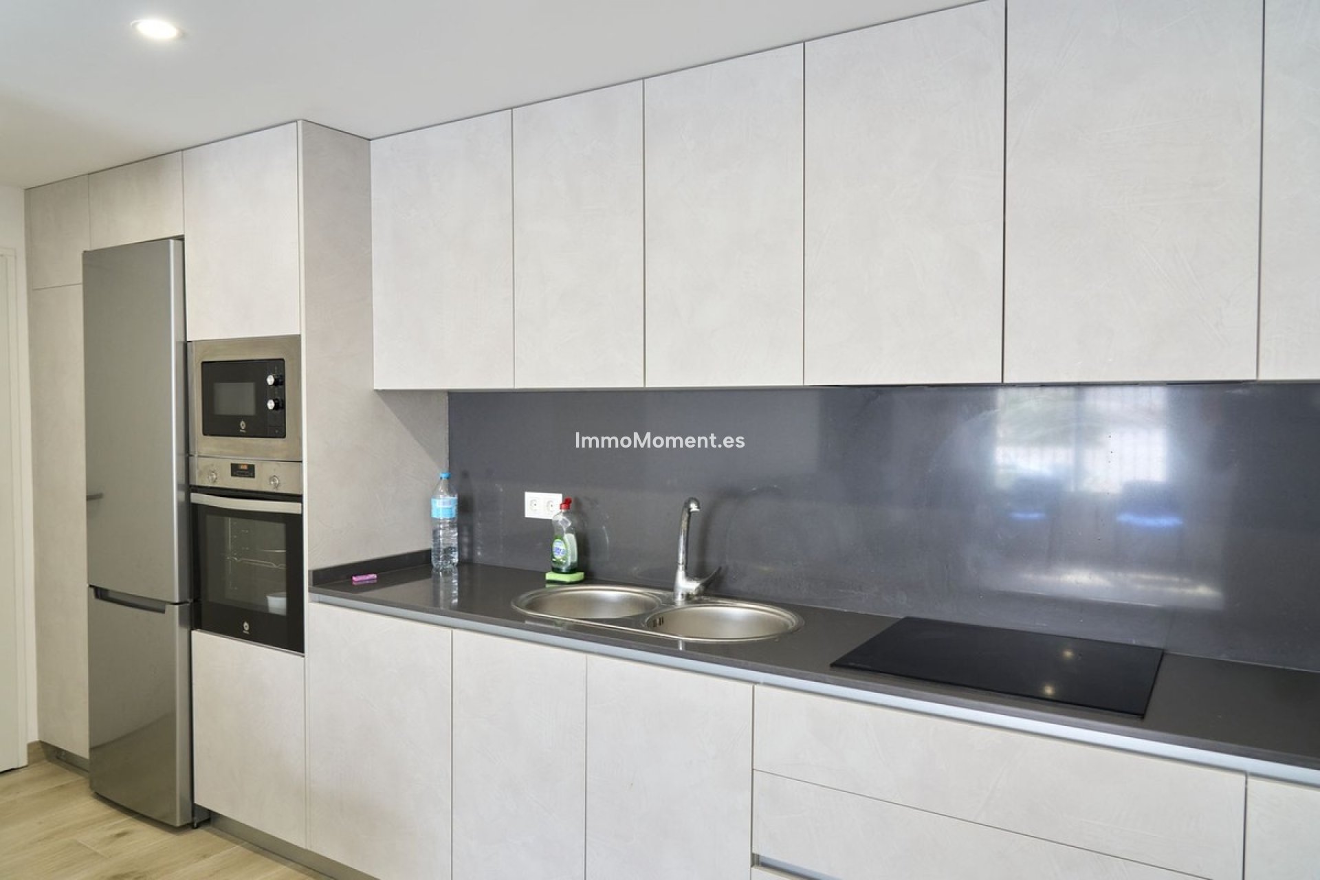 Revente - Appartement - Estepona  - Estepona Centro