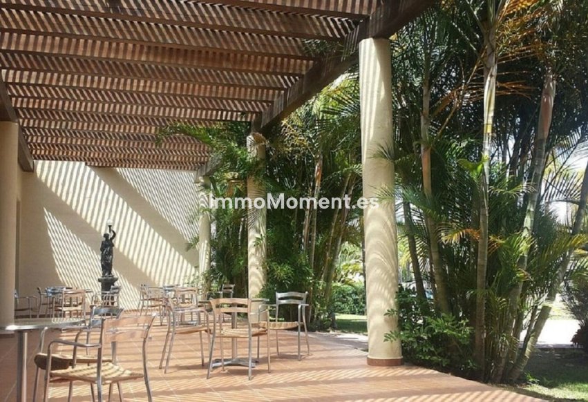 Revente - Appartement - Estepona  - Estepona Centro