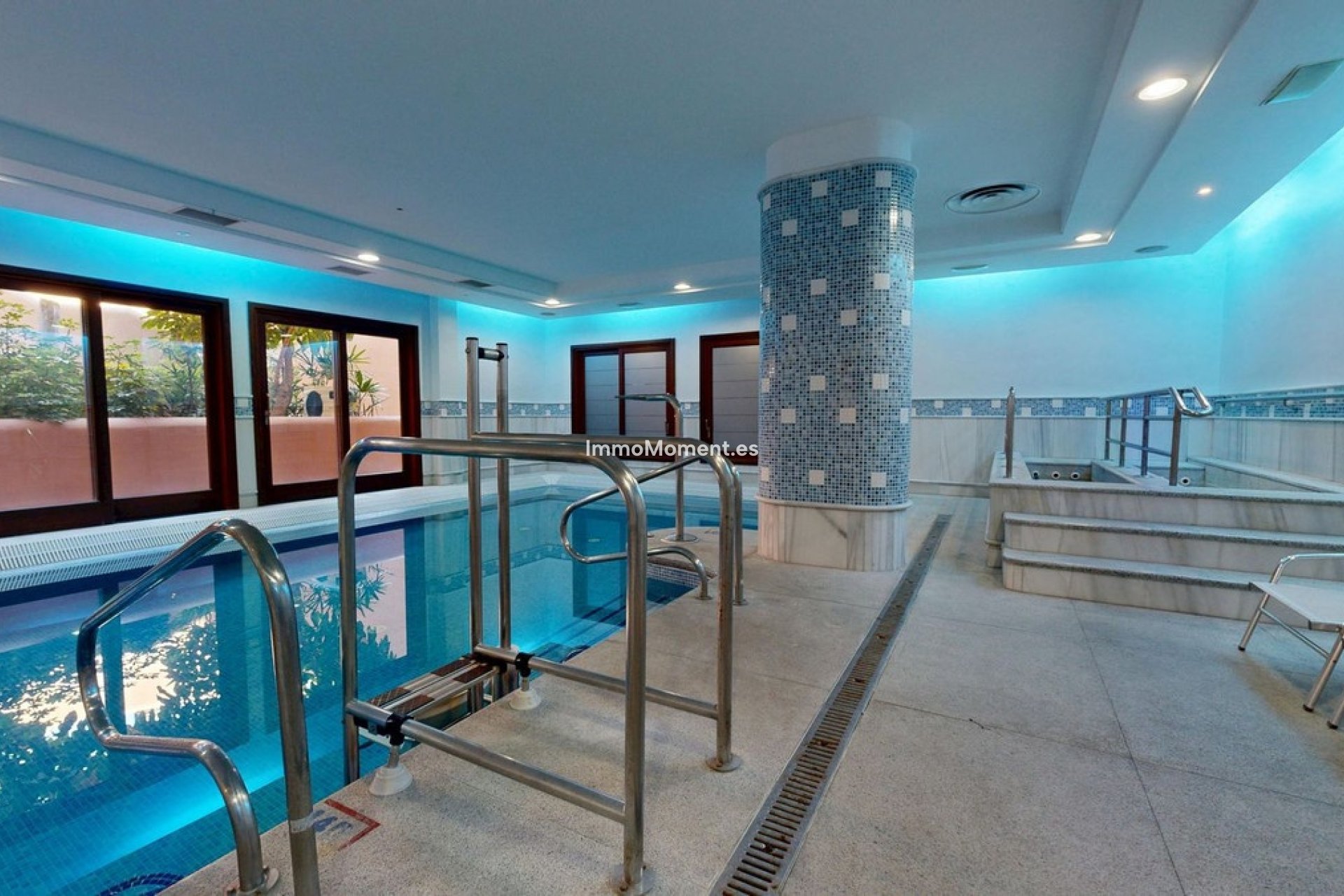 Revente - Appartement - Estepona  - Estepona Centro