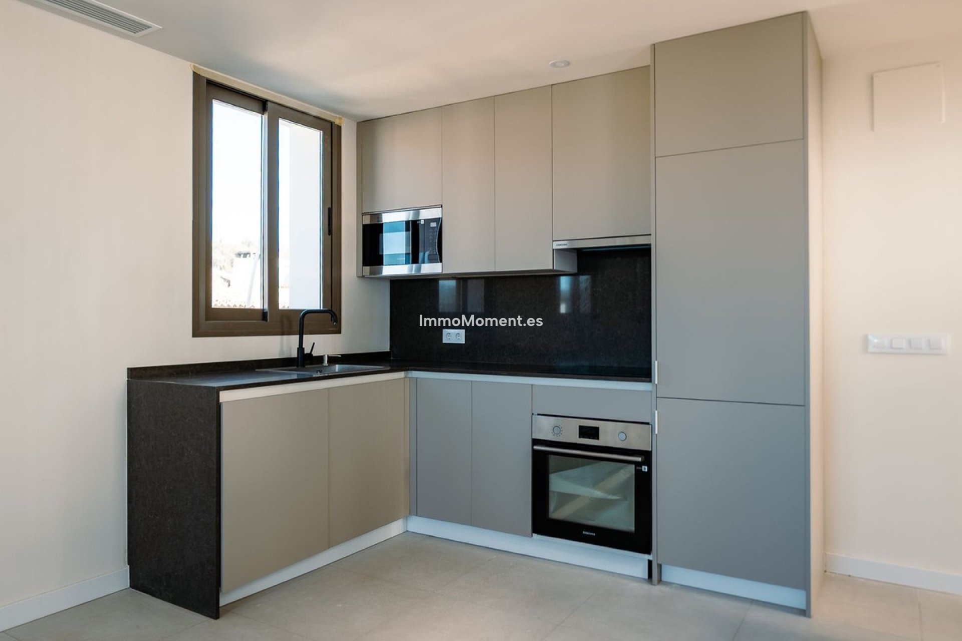 Revente - Appartement - Estepona  - Estepona Centro