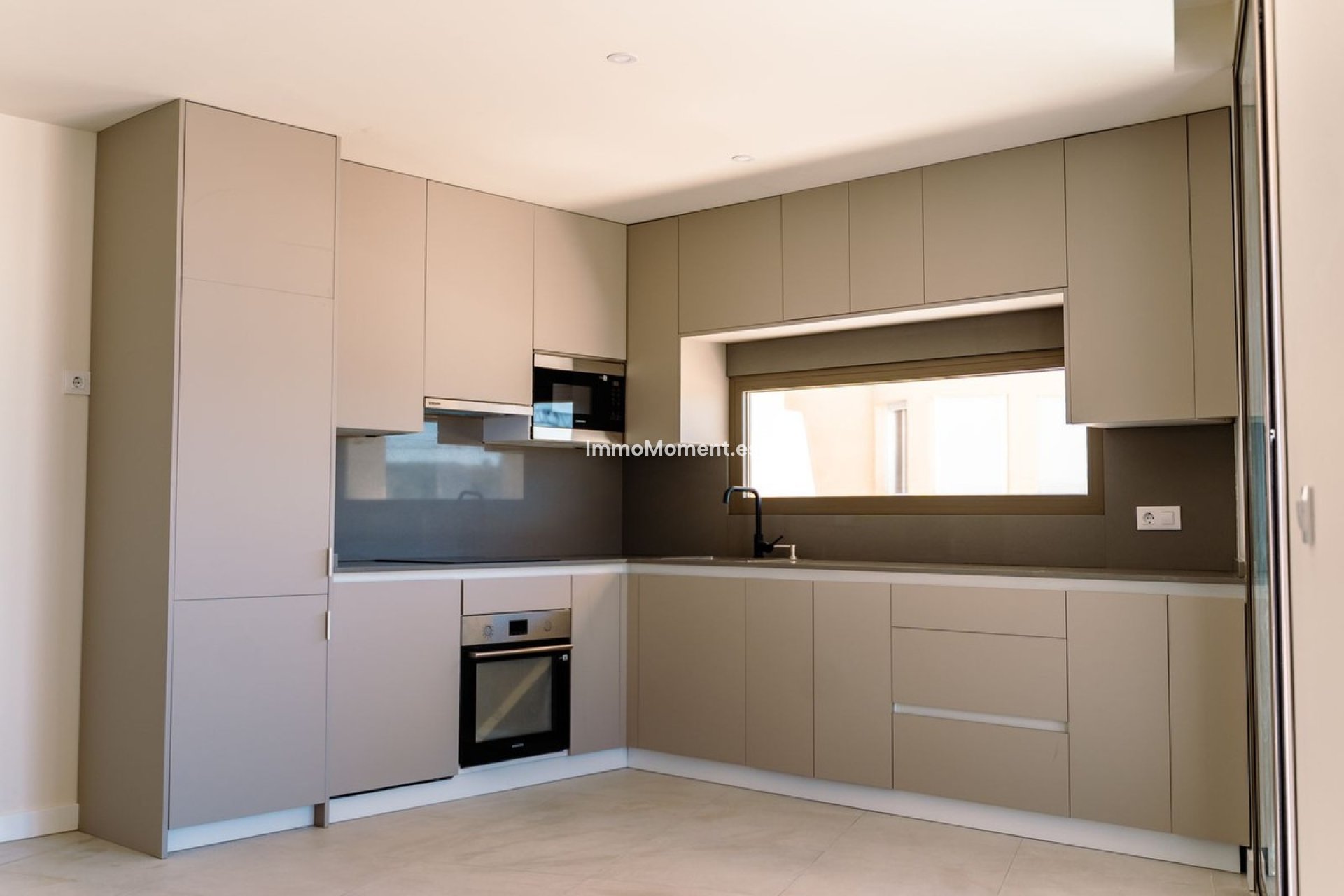 Revente - Appartement - Estepona  - Estepona Centro