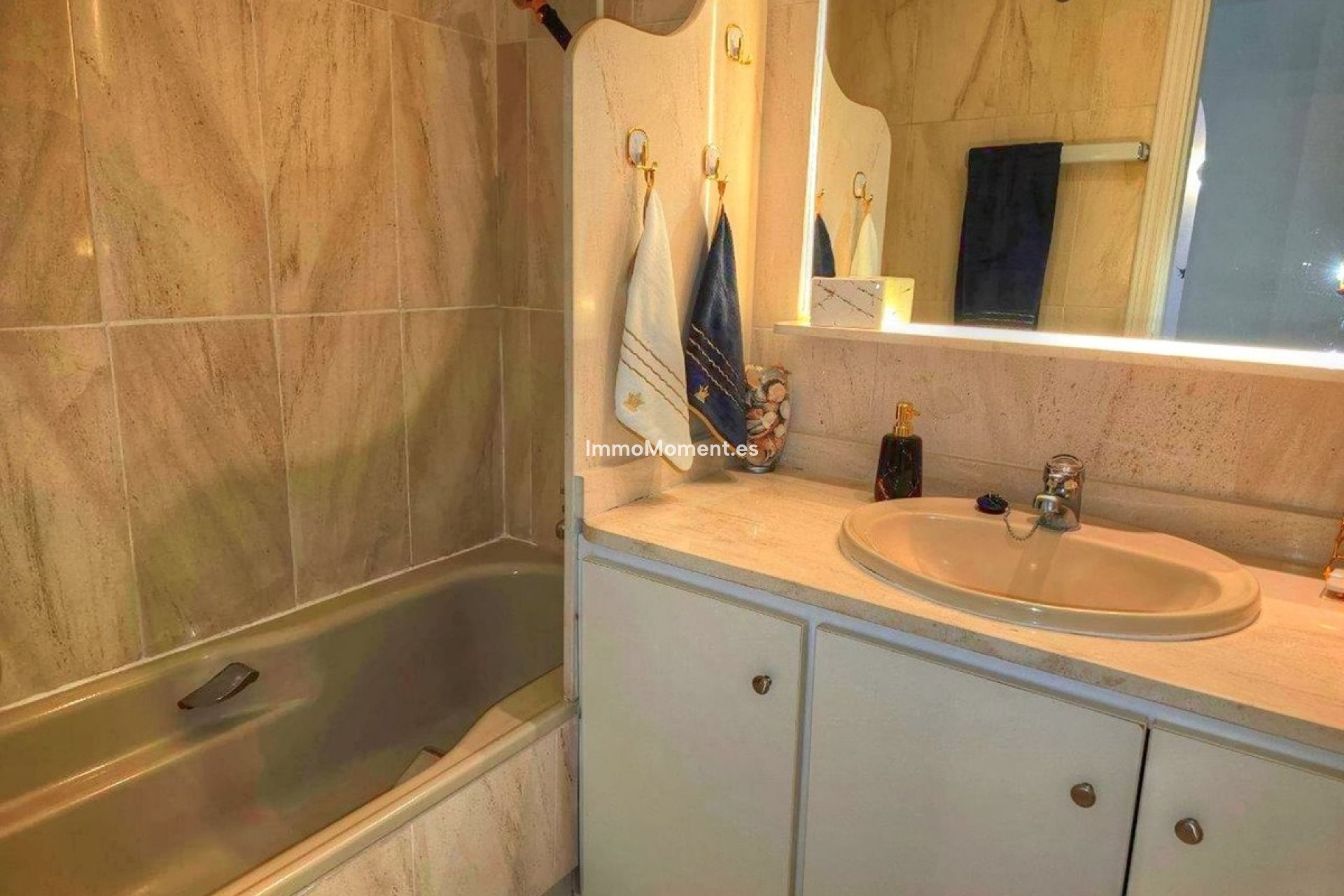 Revente - Appartement - Estepona  - Estepona Centro