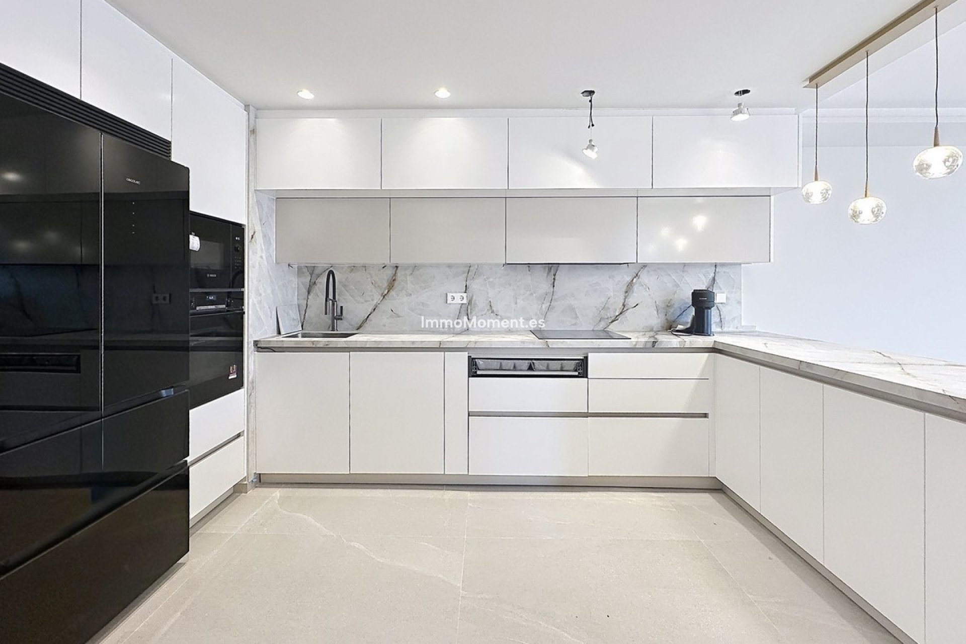 Revente - Appartement - Estepona  - Estepona Centro