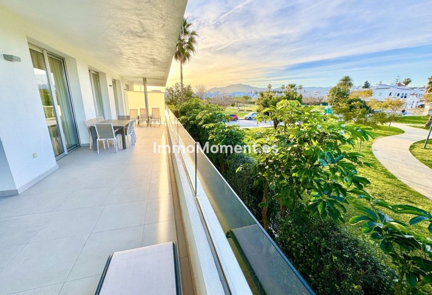 Revente - Appartement - Estepona  - Estepona Centro