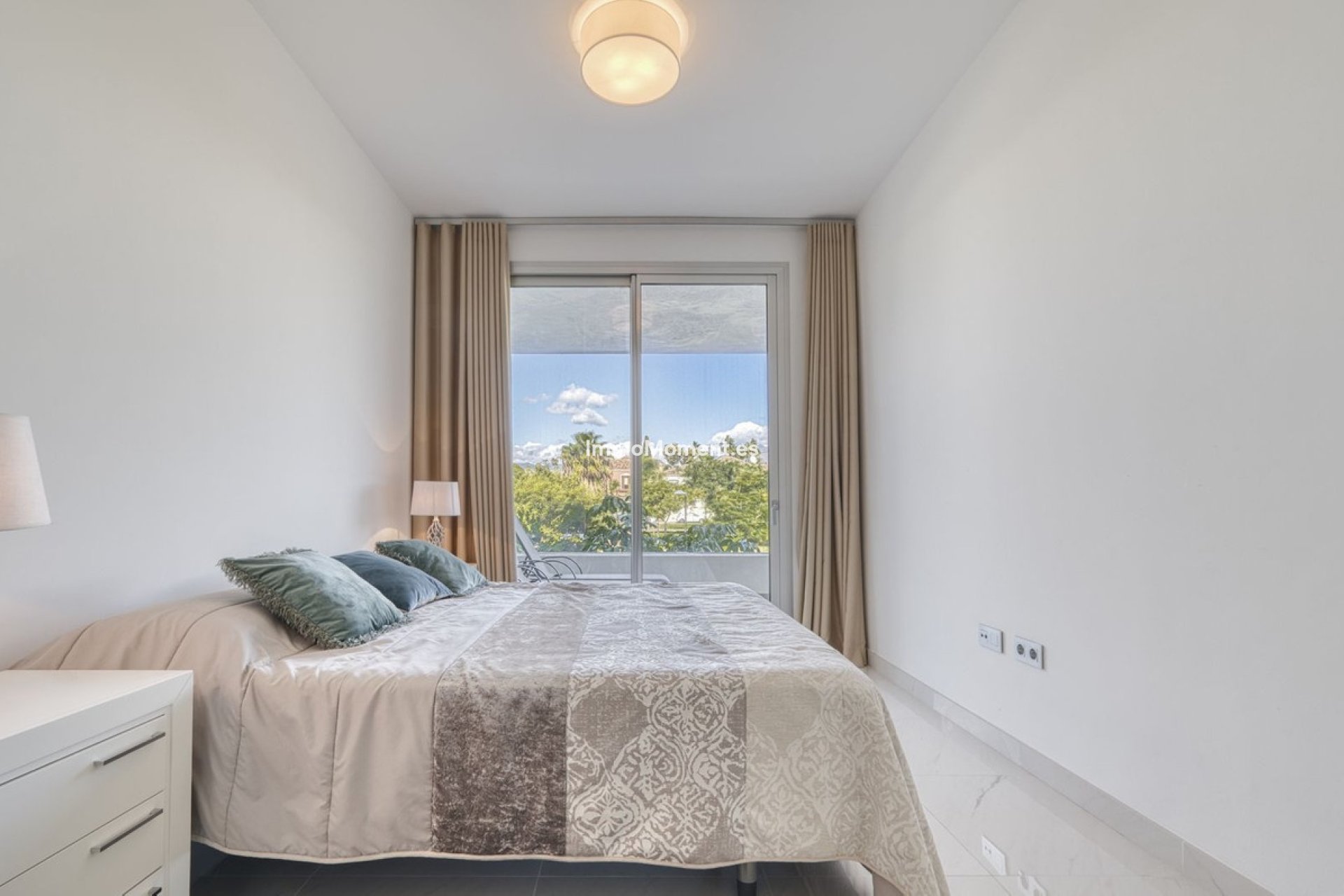 Revente - Appartement - Estepona  - Estepona Centro