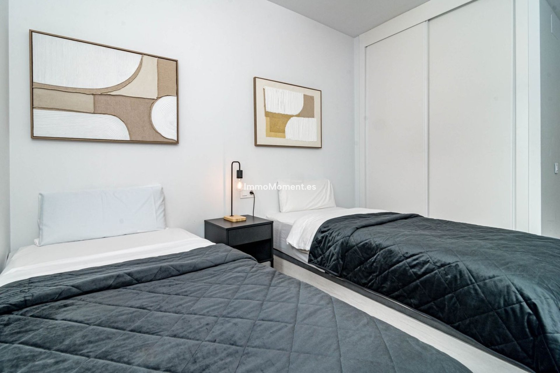 Revente - Appartement - Estepona  - Estepona Centro