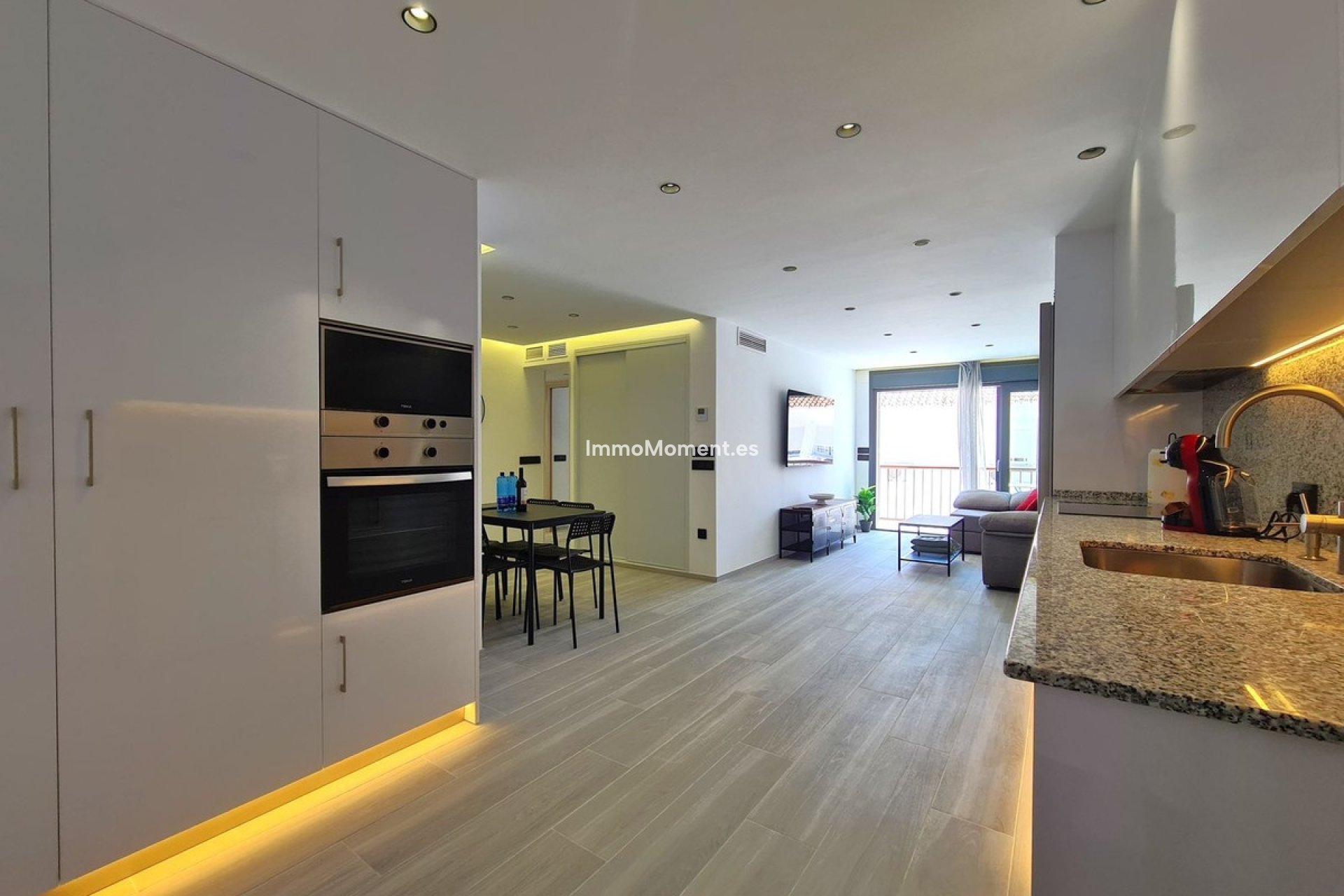 Revente - Appartement - Estepona  - Estepona Centro