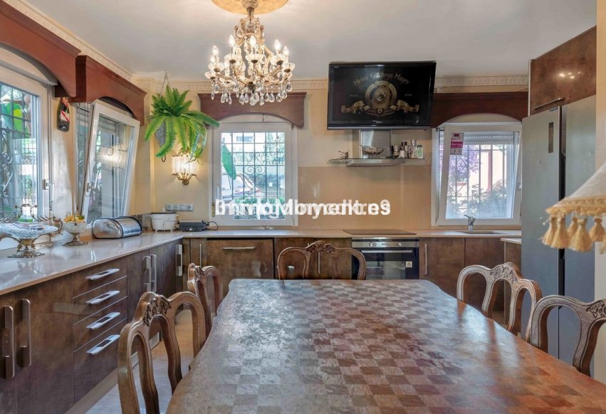 Revente - Appartement - Estepona  - Estepona Centro