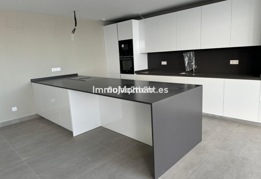 Revente - Appartement - Estepona  - Estepona Centro