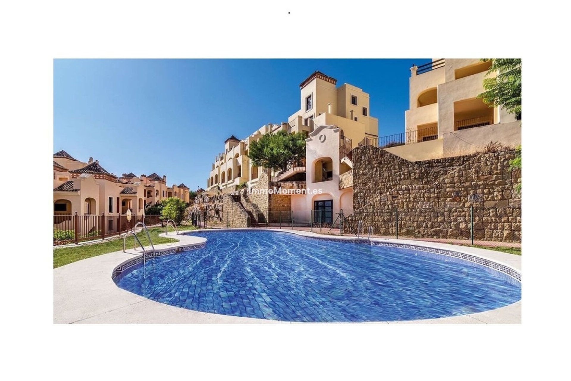 Revente - Appartement - Estepona  - Estepona Centro