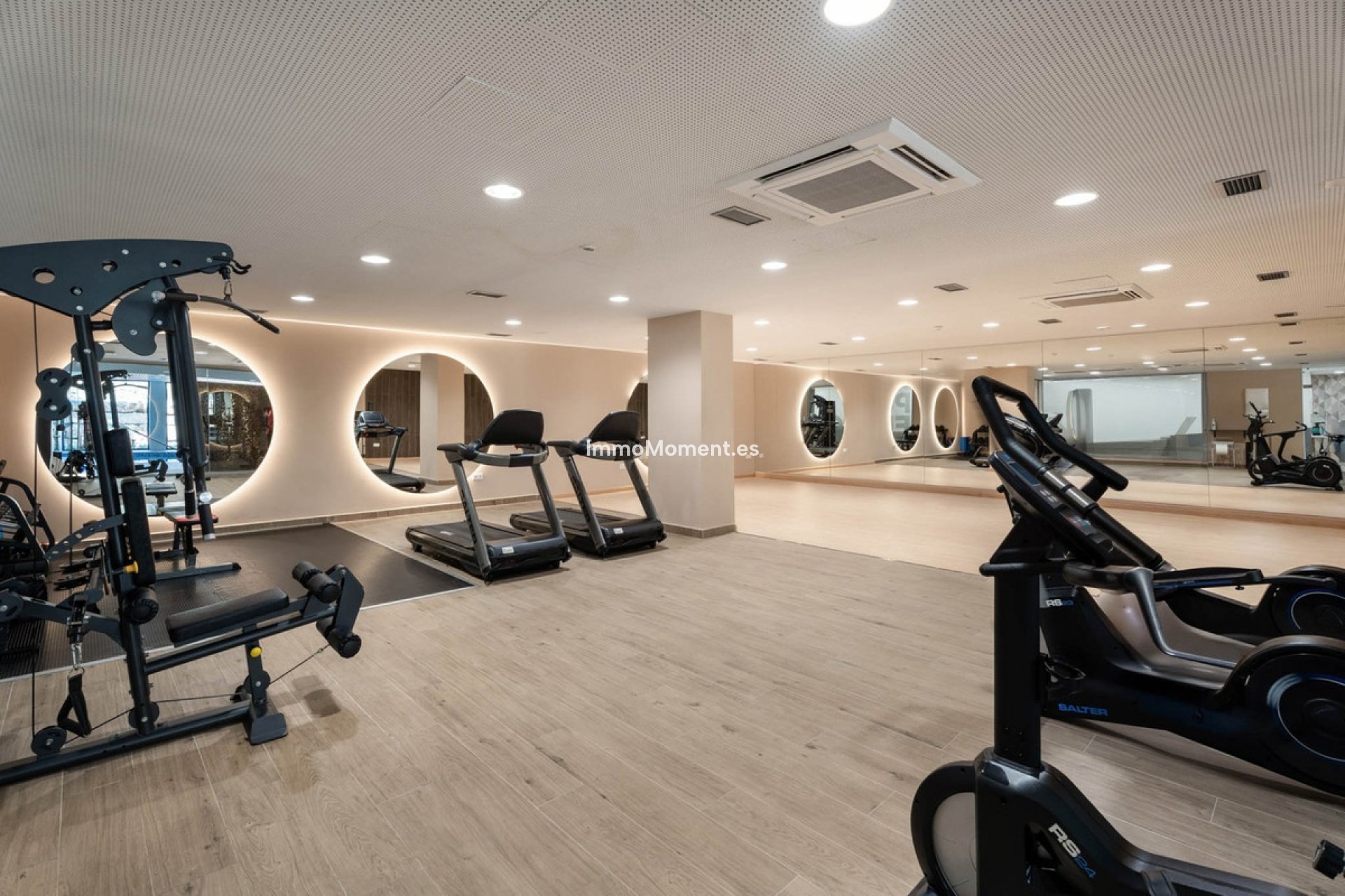 Revente - Appartement - Estepona  - Estepona Centro