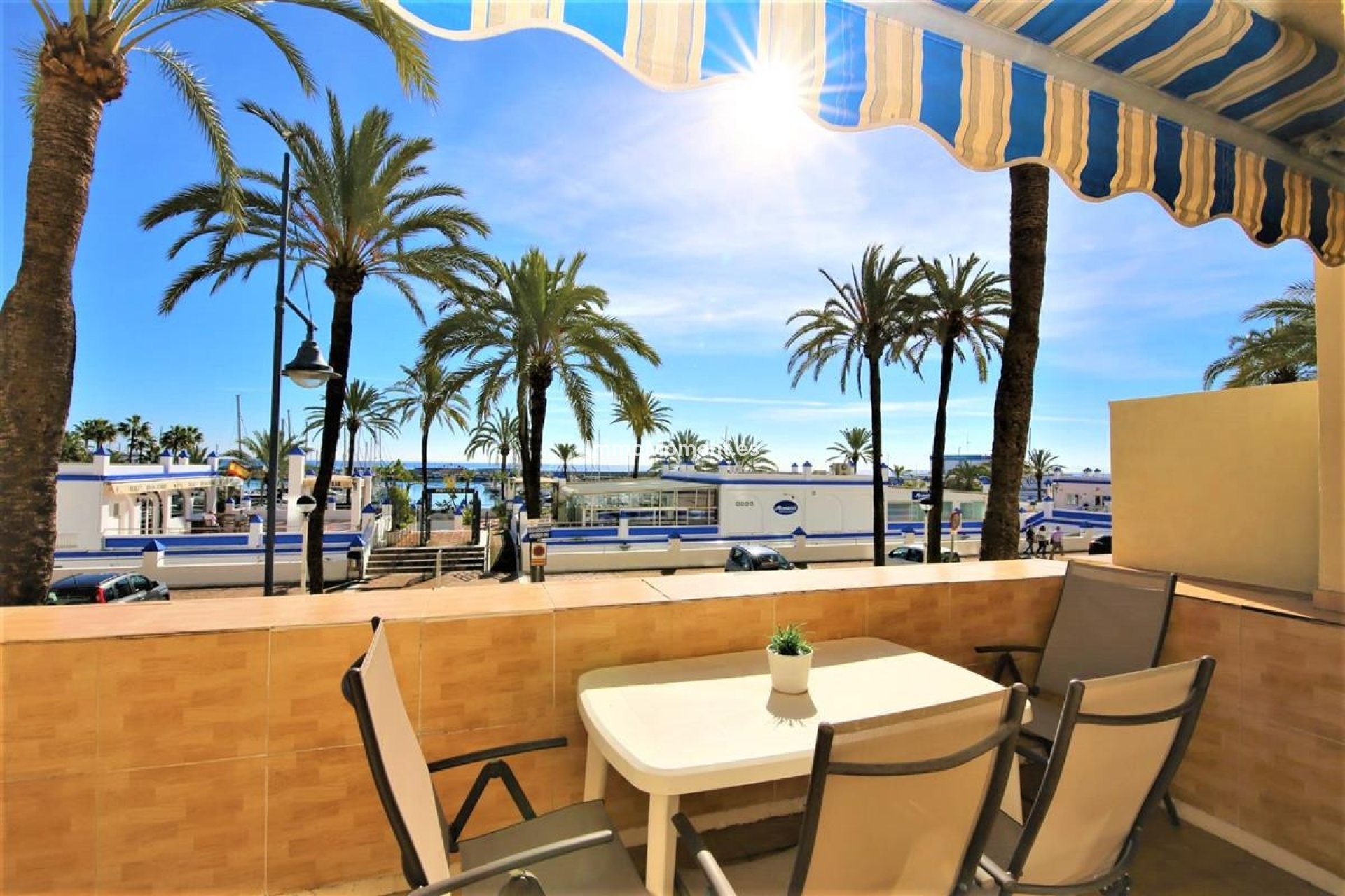 Revente - Appartement - Estepona  - Estepona Centro