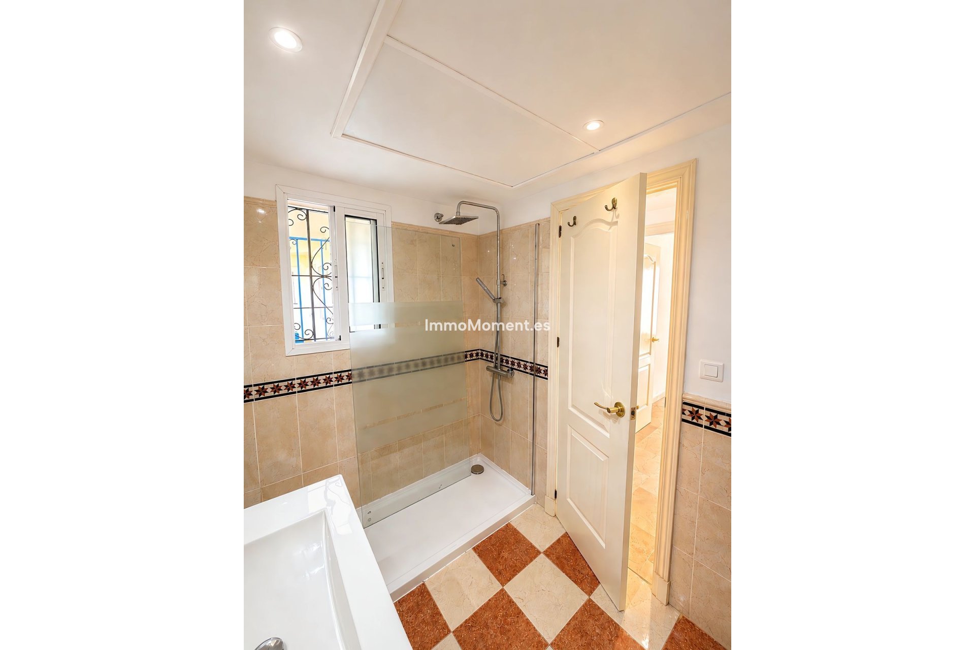 Revente - Appartement - Estepona  - Estepona Centro