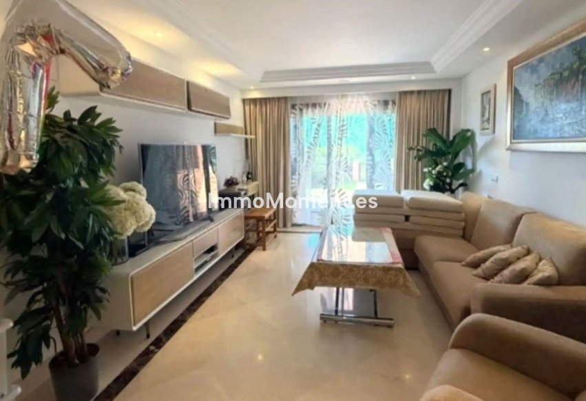 Revente - Appartement - Estepona  - Estepona Centro