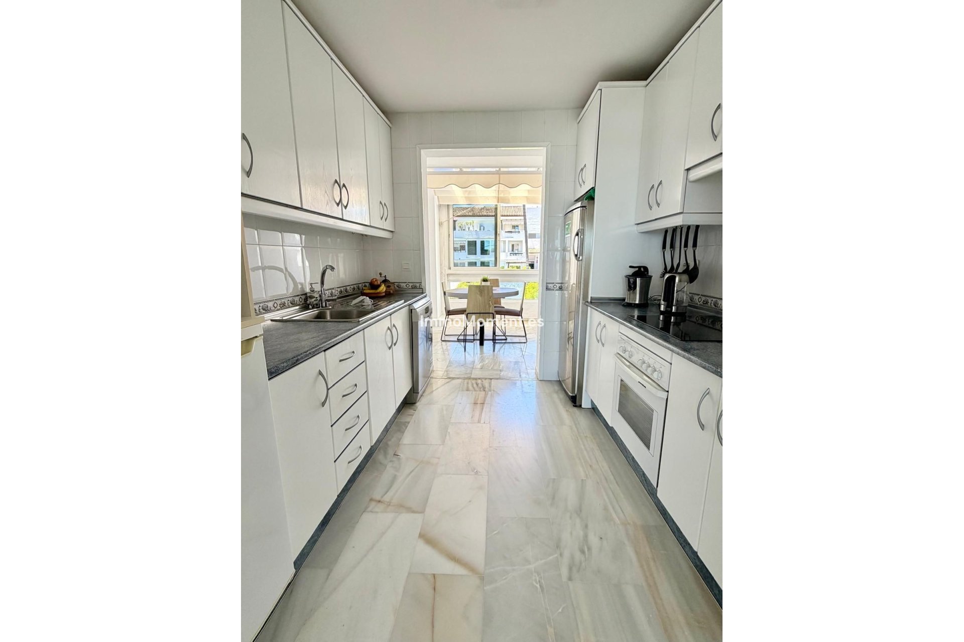 Revente - Appartement - Estepona  - Estepona Centro