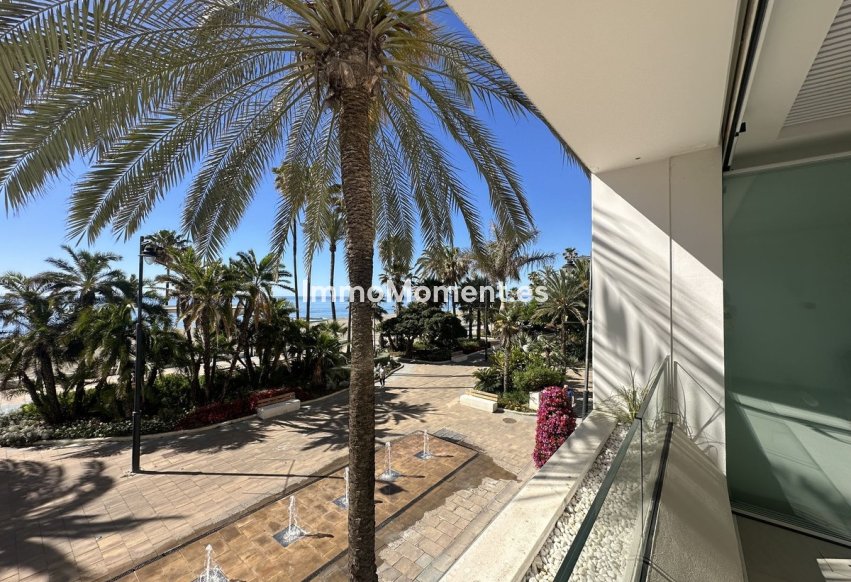 Revente - Appartement - Estepona  - Estepona Centro