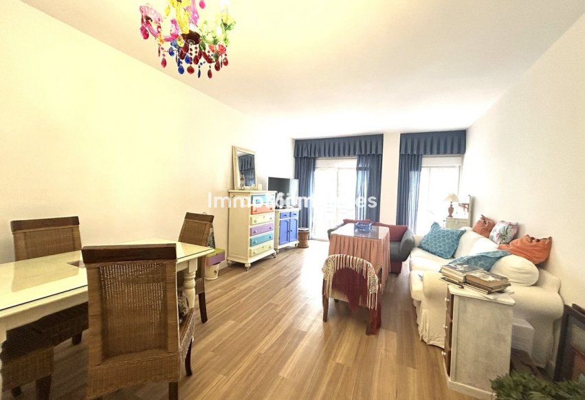 Revente - Appartement - Estepona  - Estepona Centro