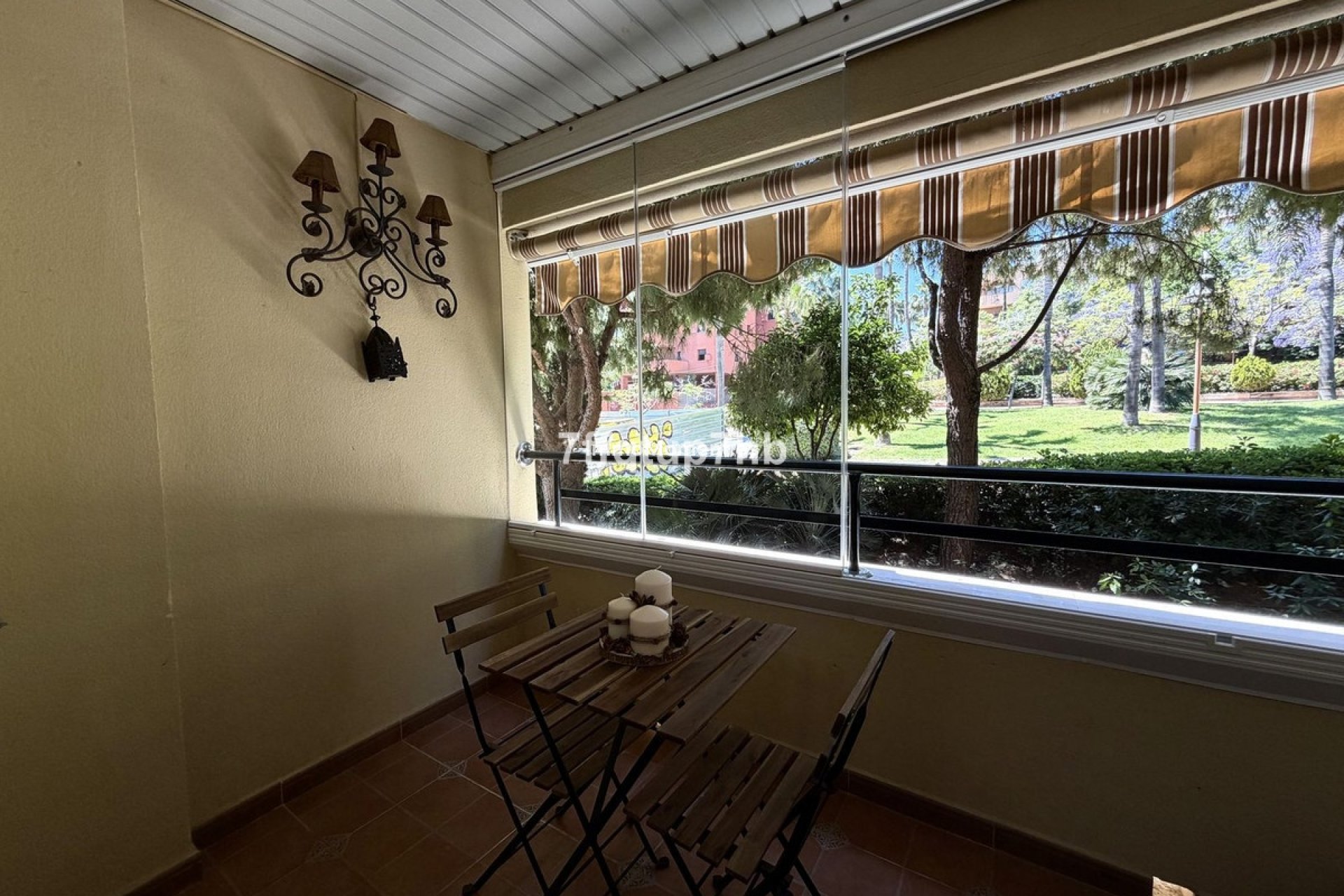 Revente - Appartement - Estepona  - Estepona Centro