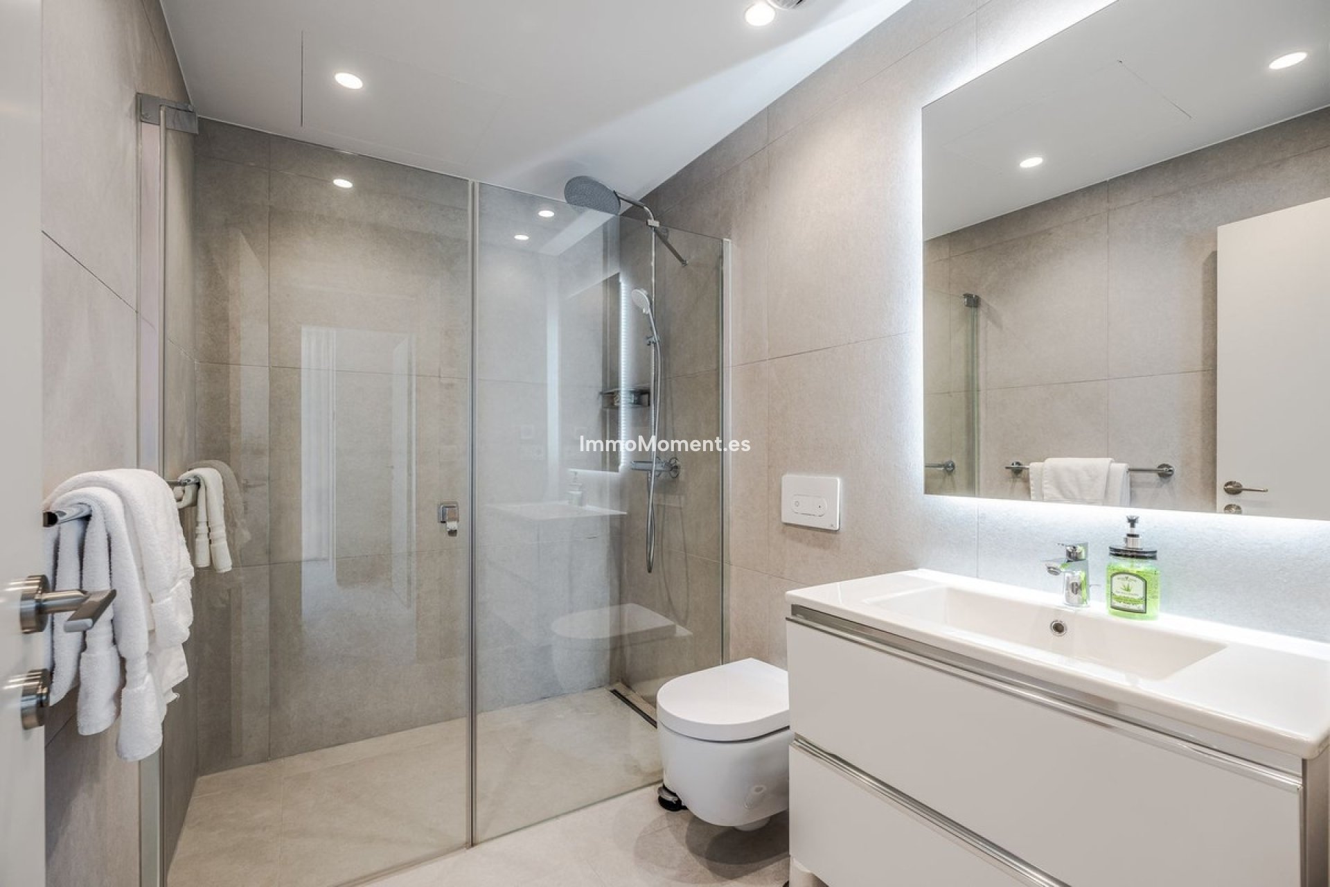 Revente - Appartement - Estepona  - Estepona Centro