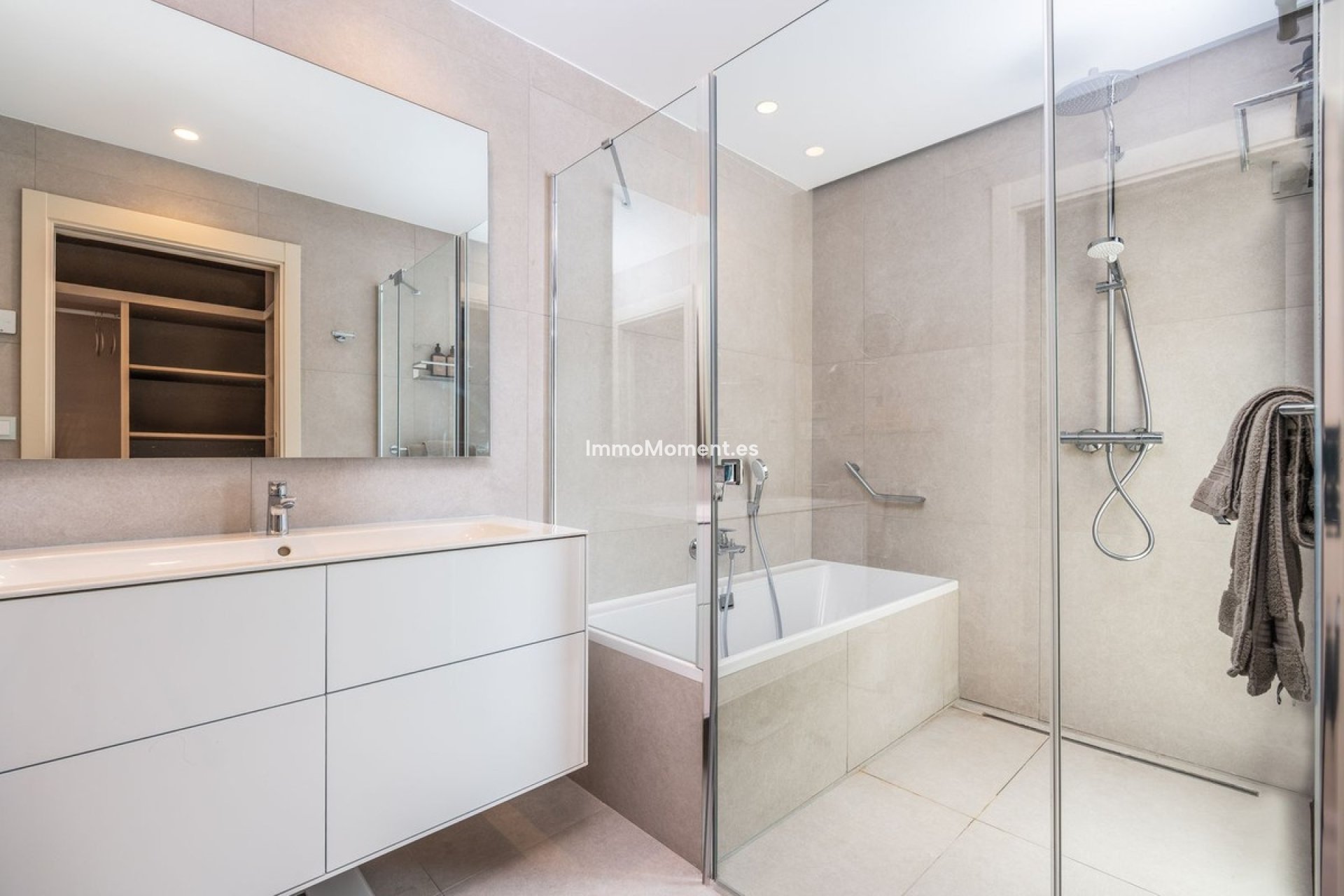 Revente - Appartement - Estepona  - Estepona Centro