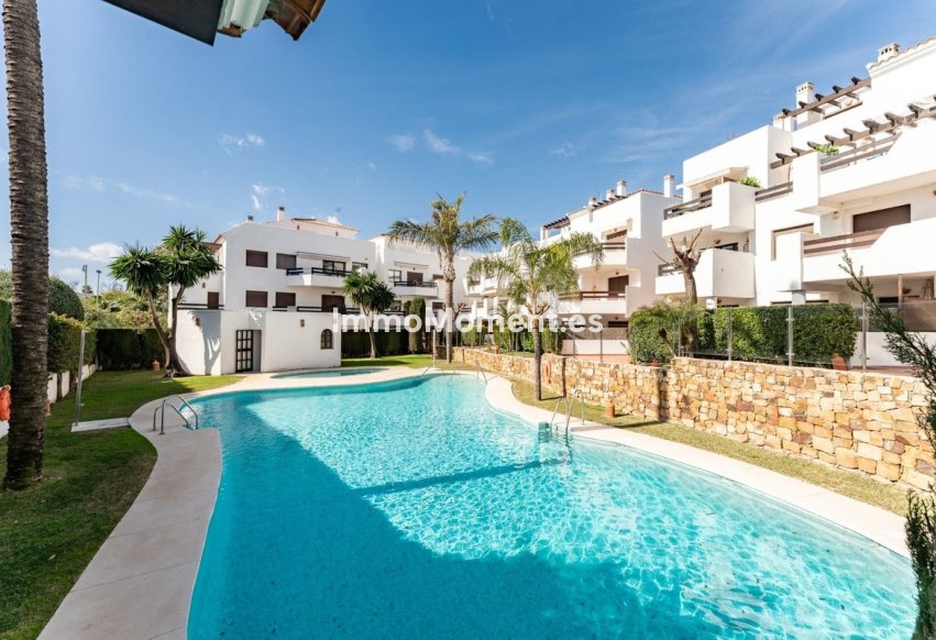 Revente - Appartement - Estepona  - Estepona Centro