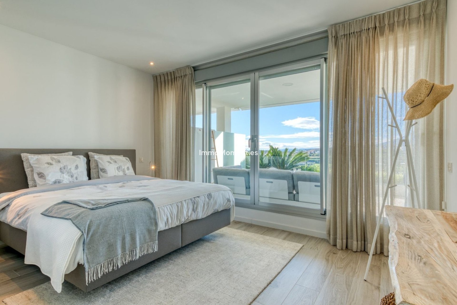 Revente - Appartement - Estepona  - Estepona Centro
