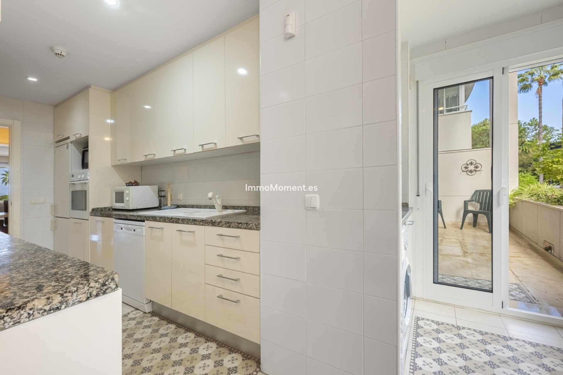Revente - Appartement - Estepona  - Estepona Centro