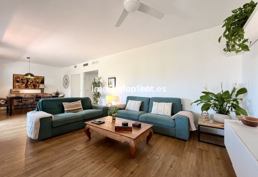 Revente - Appartement - Estepona  - Estepona Centro