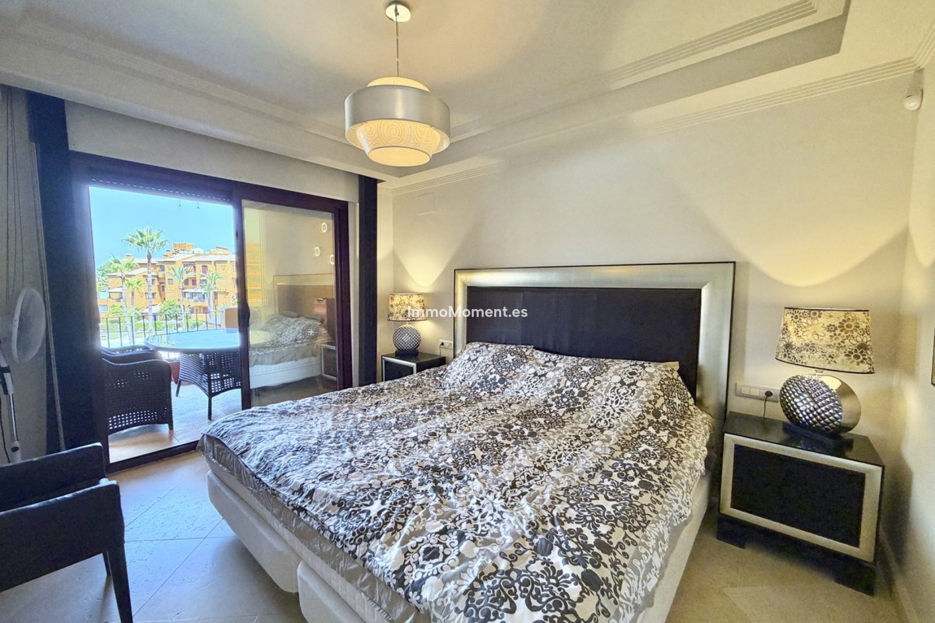 Revente - Appartement - Estepona  - Estepona Centro